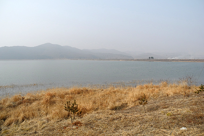 Baekryeong-Lake-Northern-end